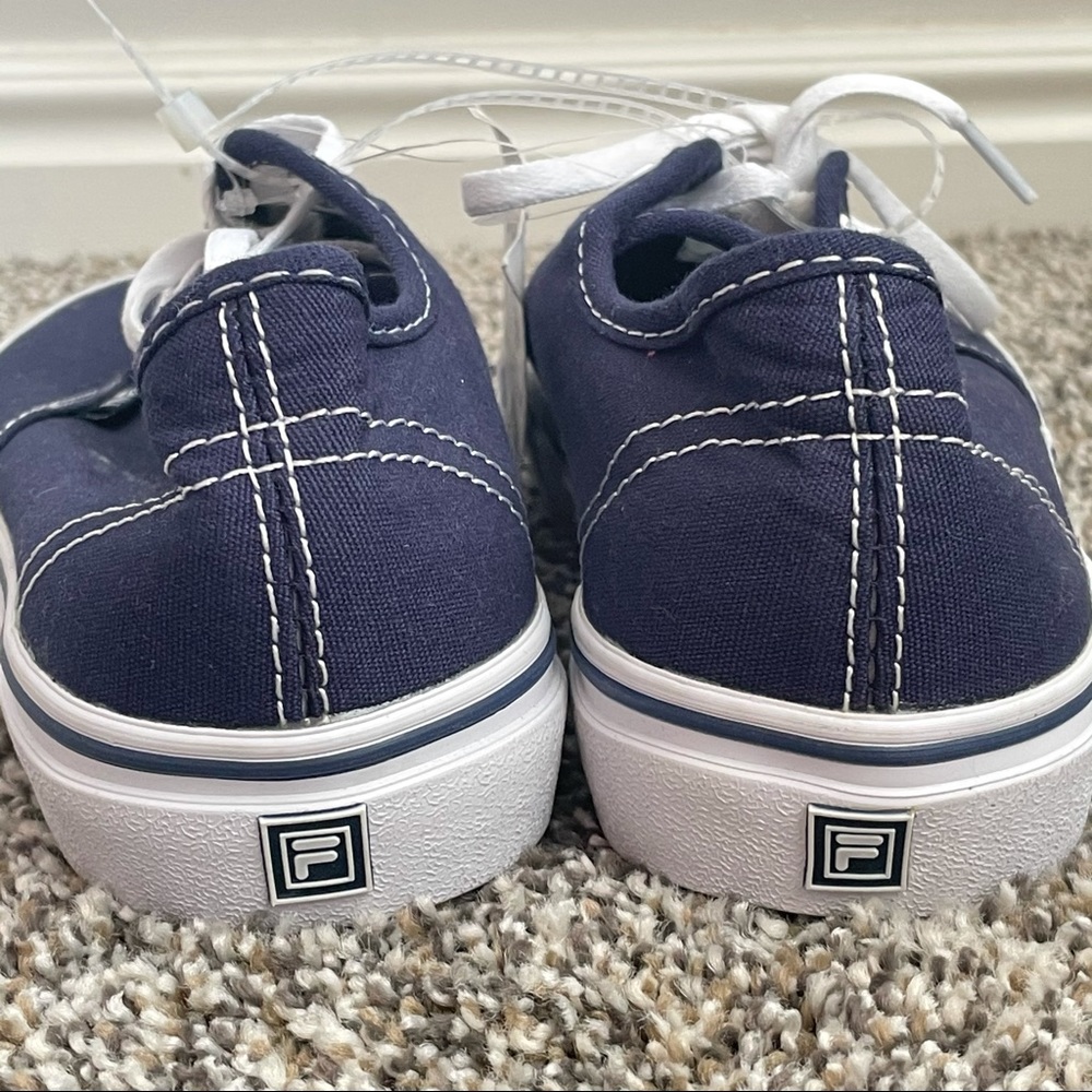 Dark blue with white stitching, fila shoes - Picture 3 of 6
